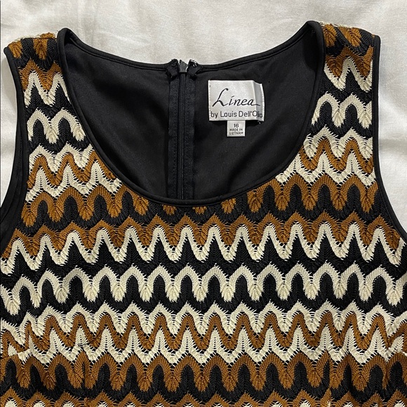 Linea Zigzag Pattern Maxi Dress in Brown Black and Cream - Picture 4 of 7